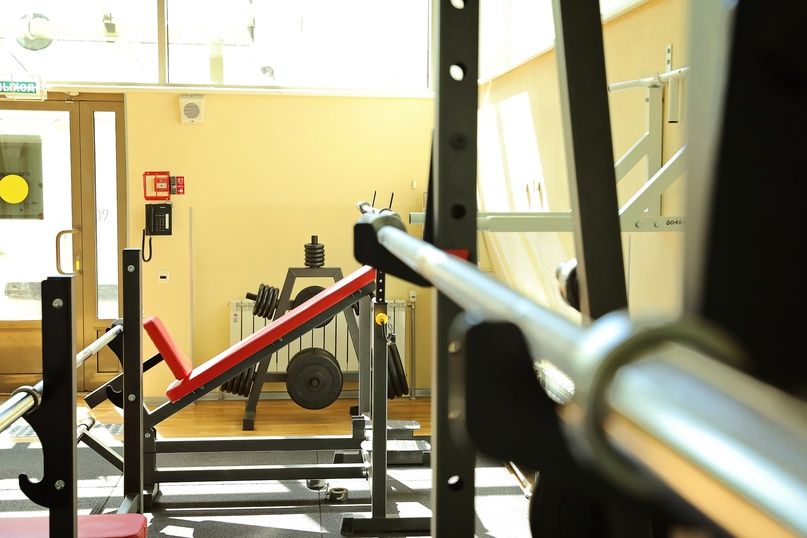 Организация пространства для подхода к тренажерам